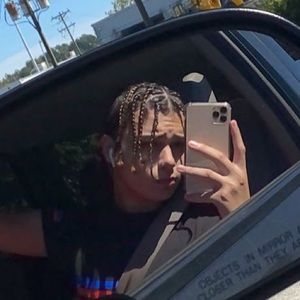 Meet your Posher, Lawrence